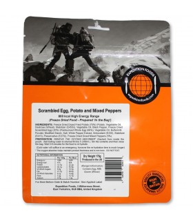 Huevos revueltos con cebolla caramelizada